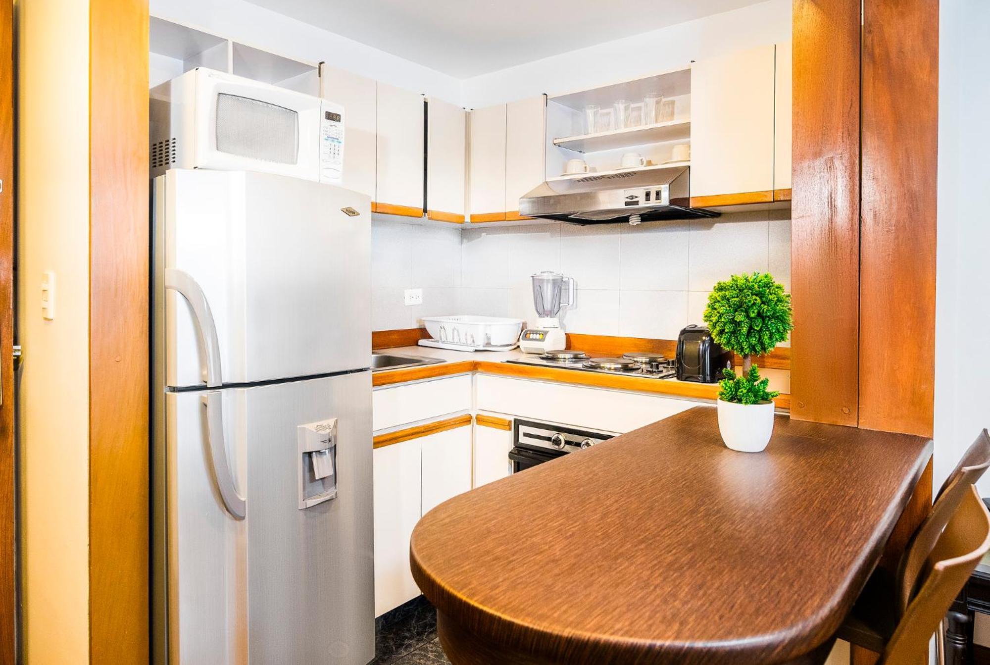 Lloyds Apartasuites Parque 93 Богота Экстерьер фото