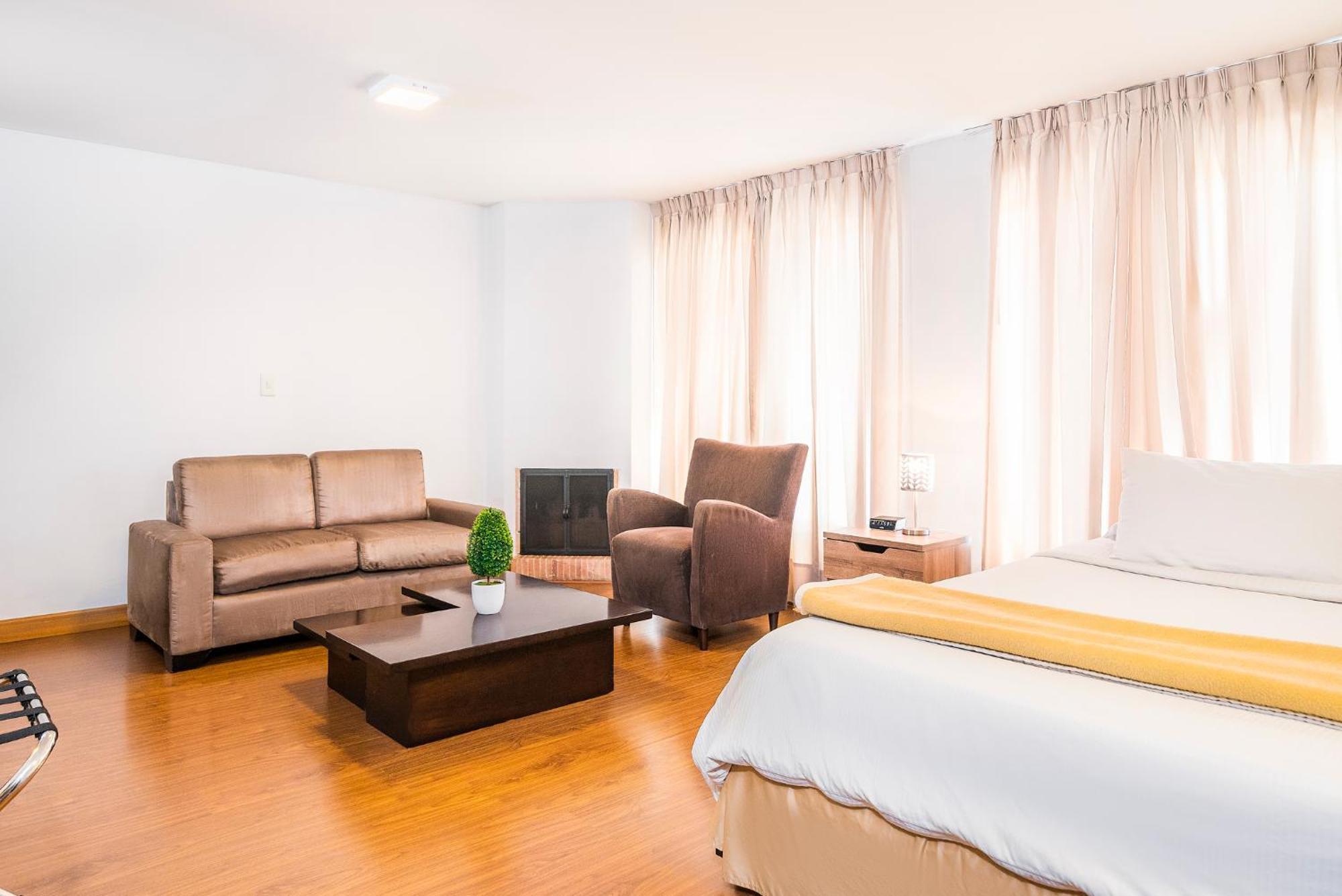 Lloyds Apartasuites Parque 93 Богота Экстерьер фото