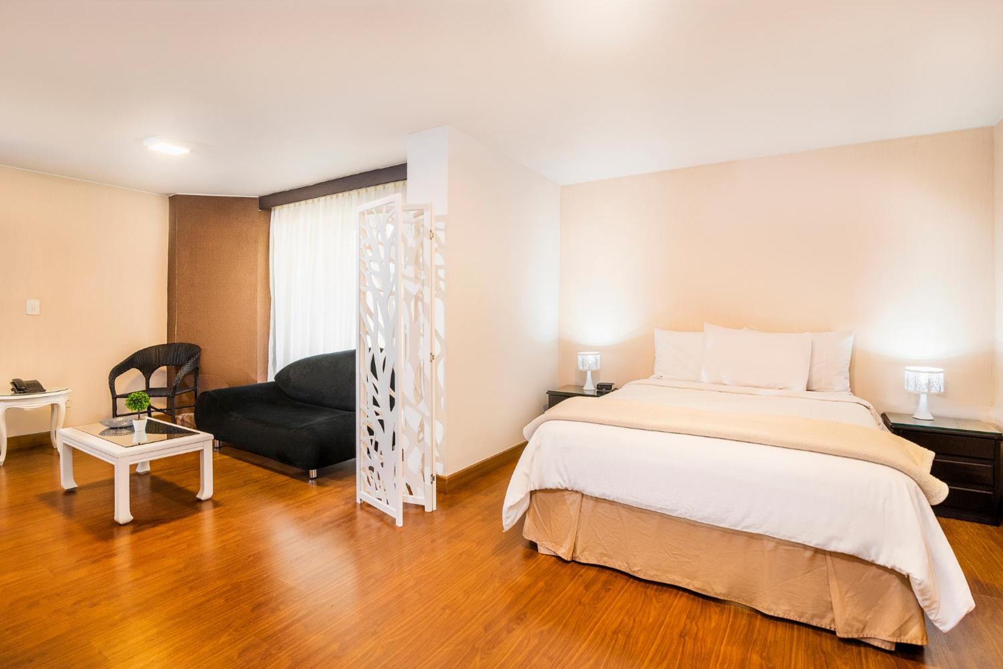 Lloyds Apartasuites Parque 93 Богота Экстерьер фото