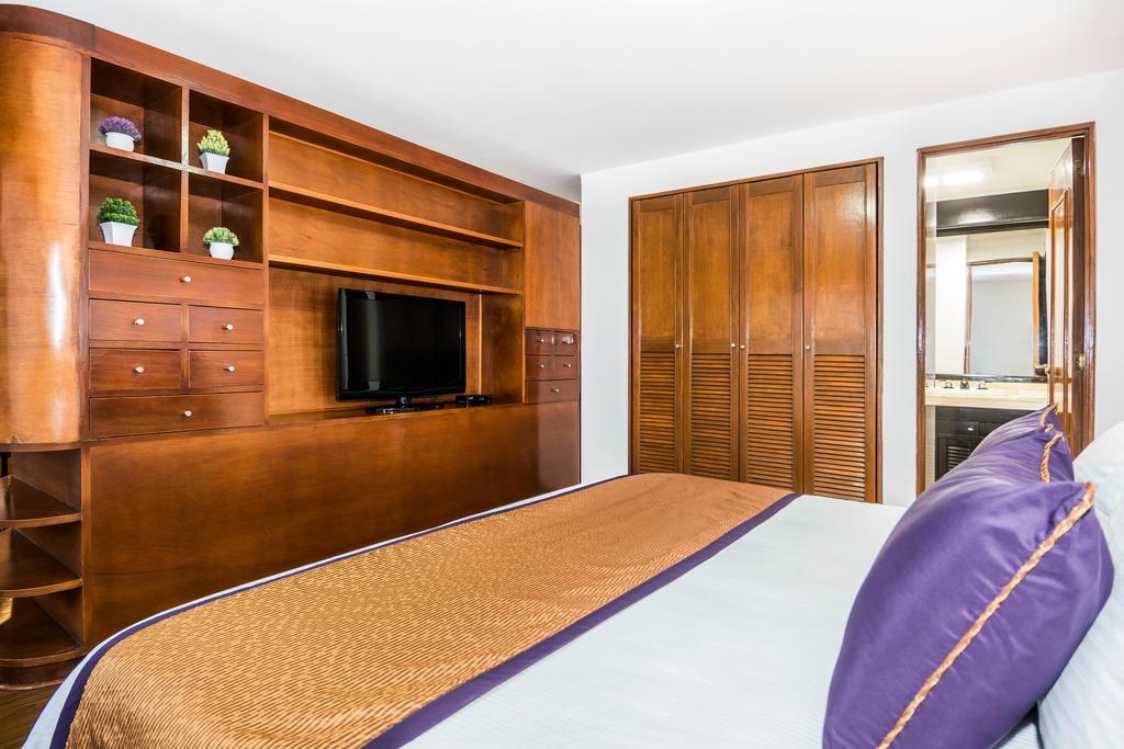 Lloyds Apartasuites Parque 93 Богота Экстерьер фото