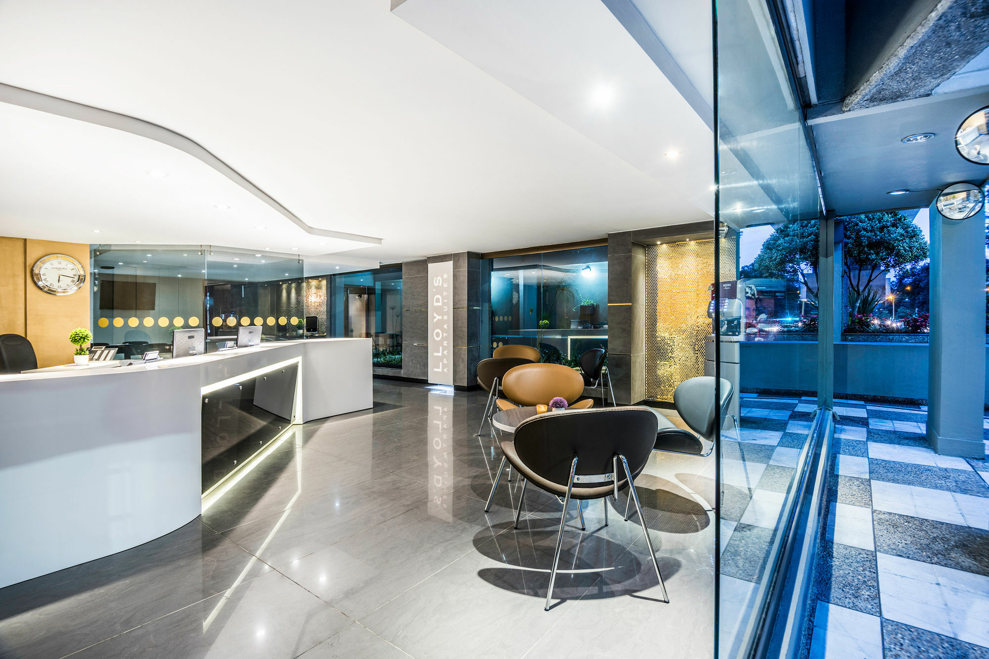 Lloyds Apartasuites Parque 93 Богота Экстерьер фото
